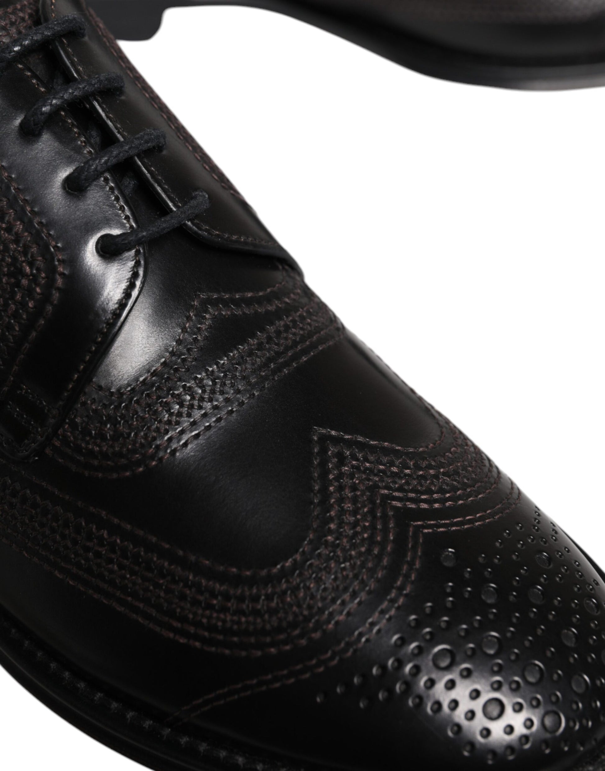Schwarze, bestickte, klassische Derby-Schuhe aus Leder