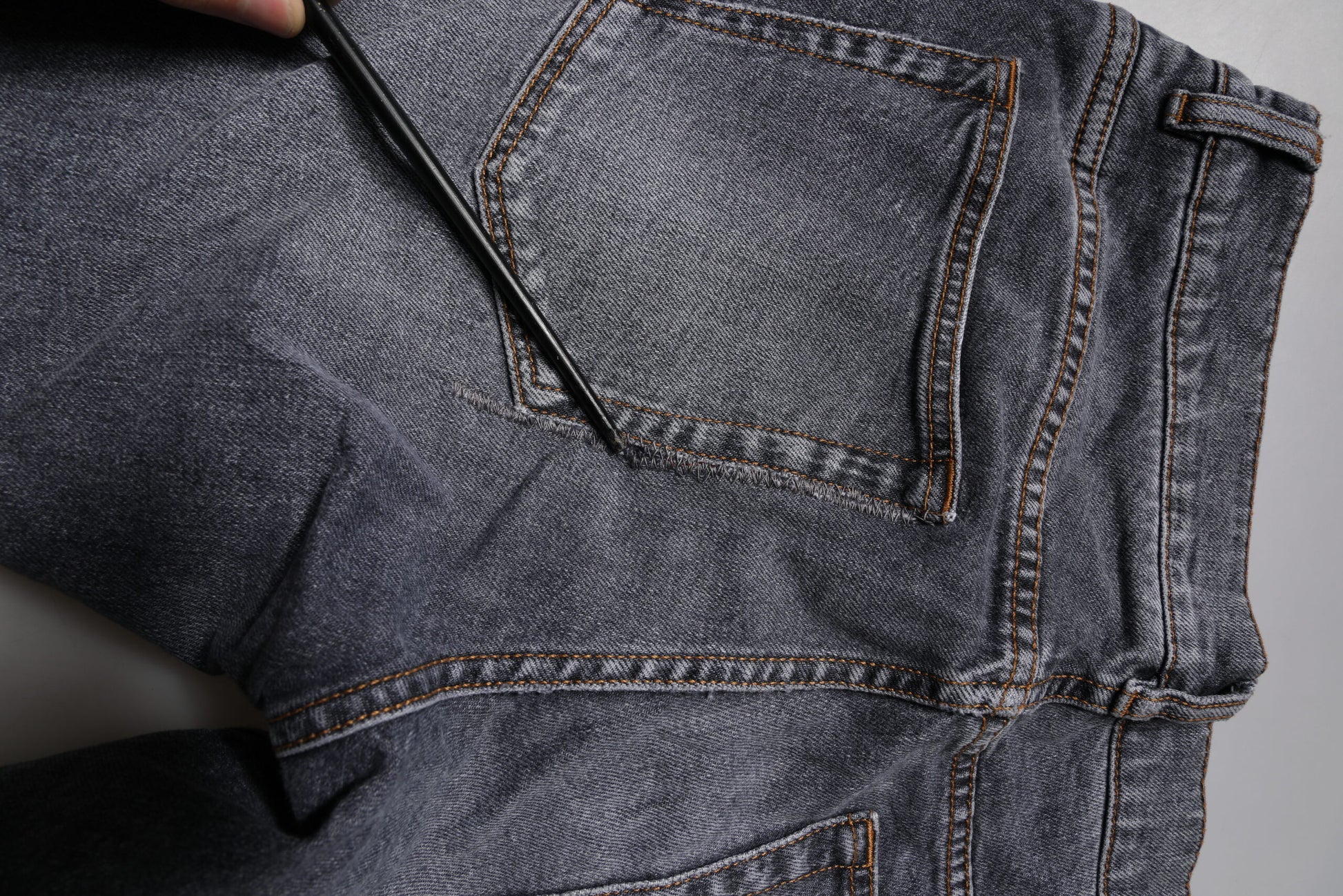 Dunkelgraue Skinny-Jeans aus Baumwollstretch