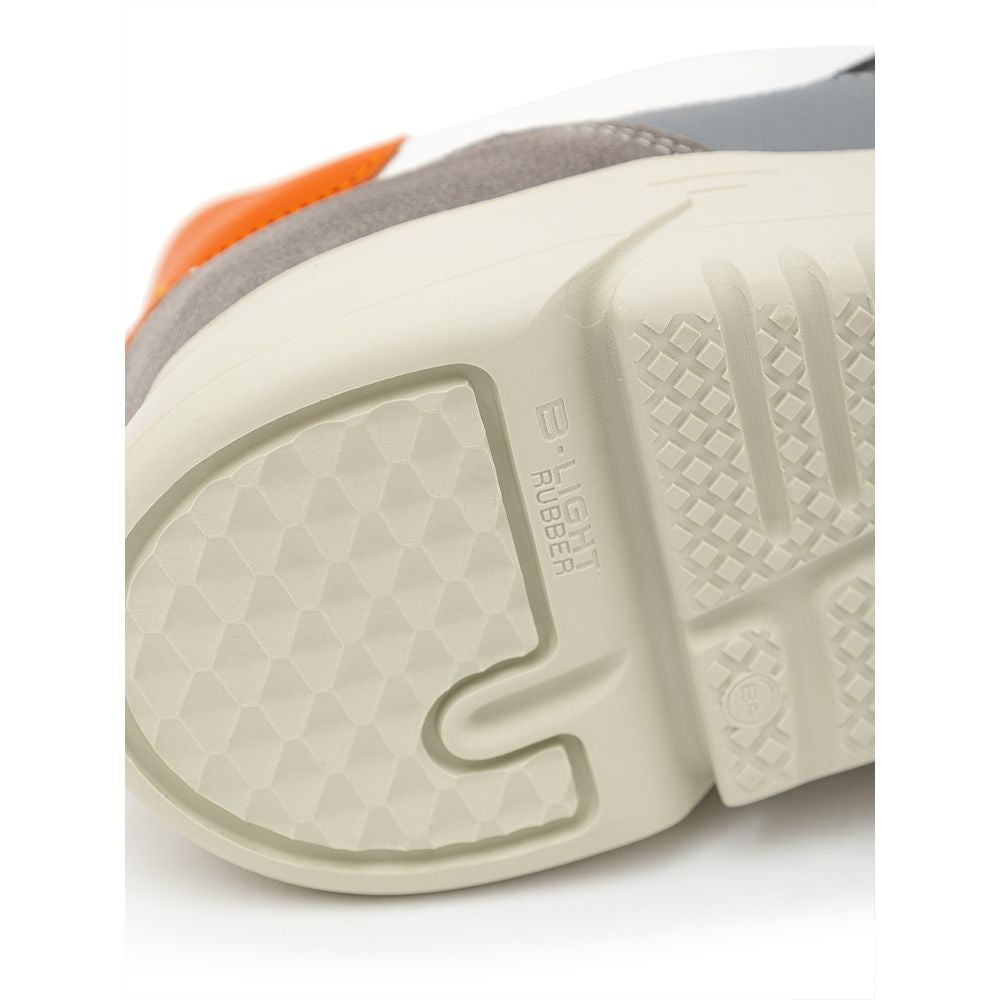 Zweifarbiger Sneaker aus Stoff und Leder