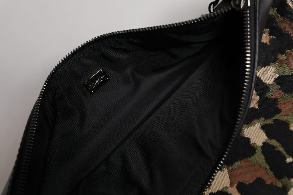 Mehrfarbige Beuteltasche mit Logo-Schild und Leoparden-Jacquard-Print