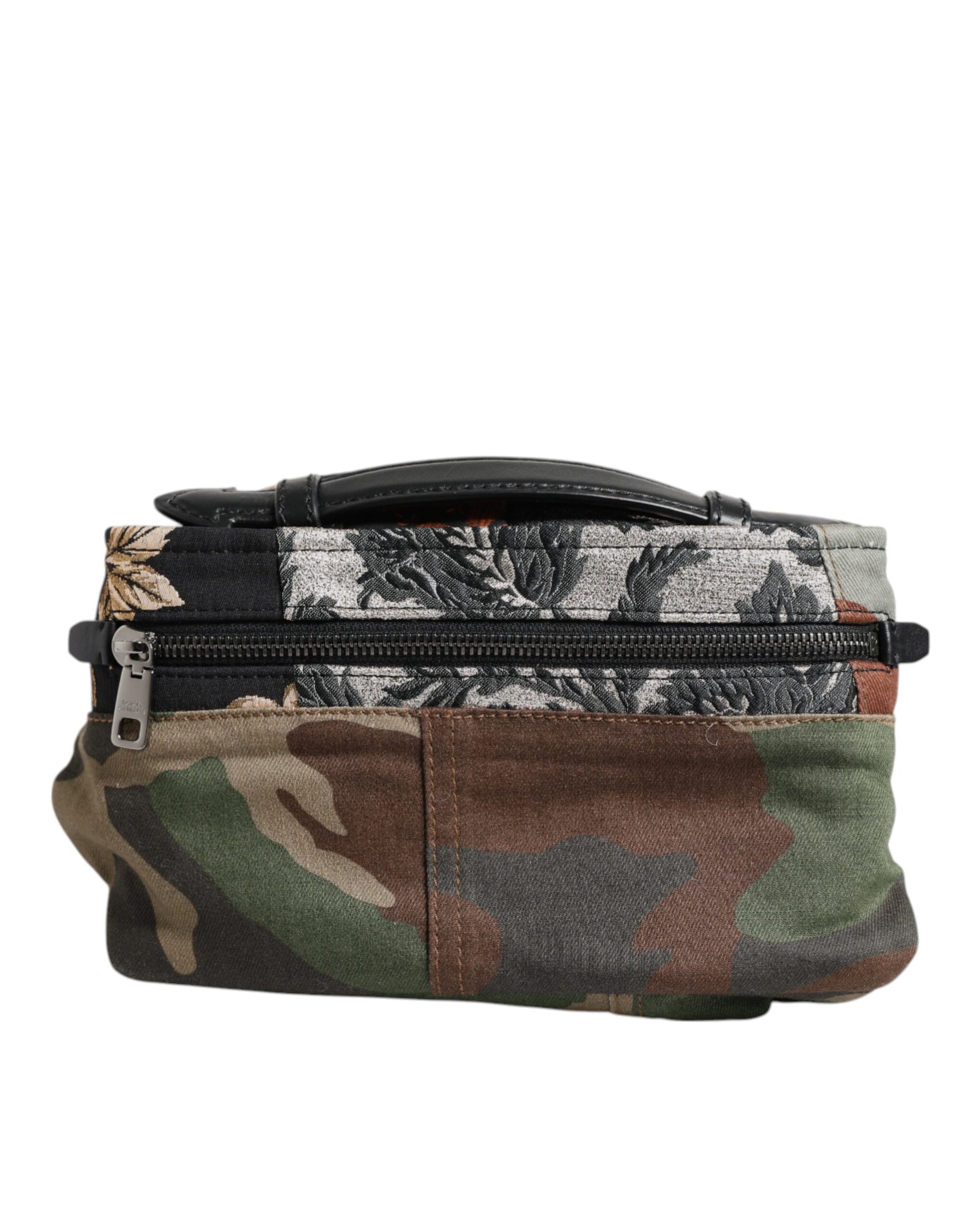 Mehrfarbige Gürteltasche mit Camouflage-Patchwork-Logo