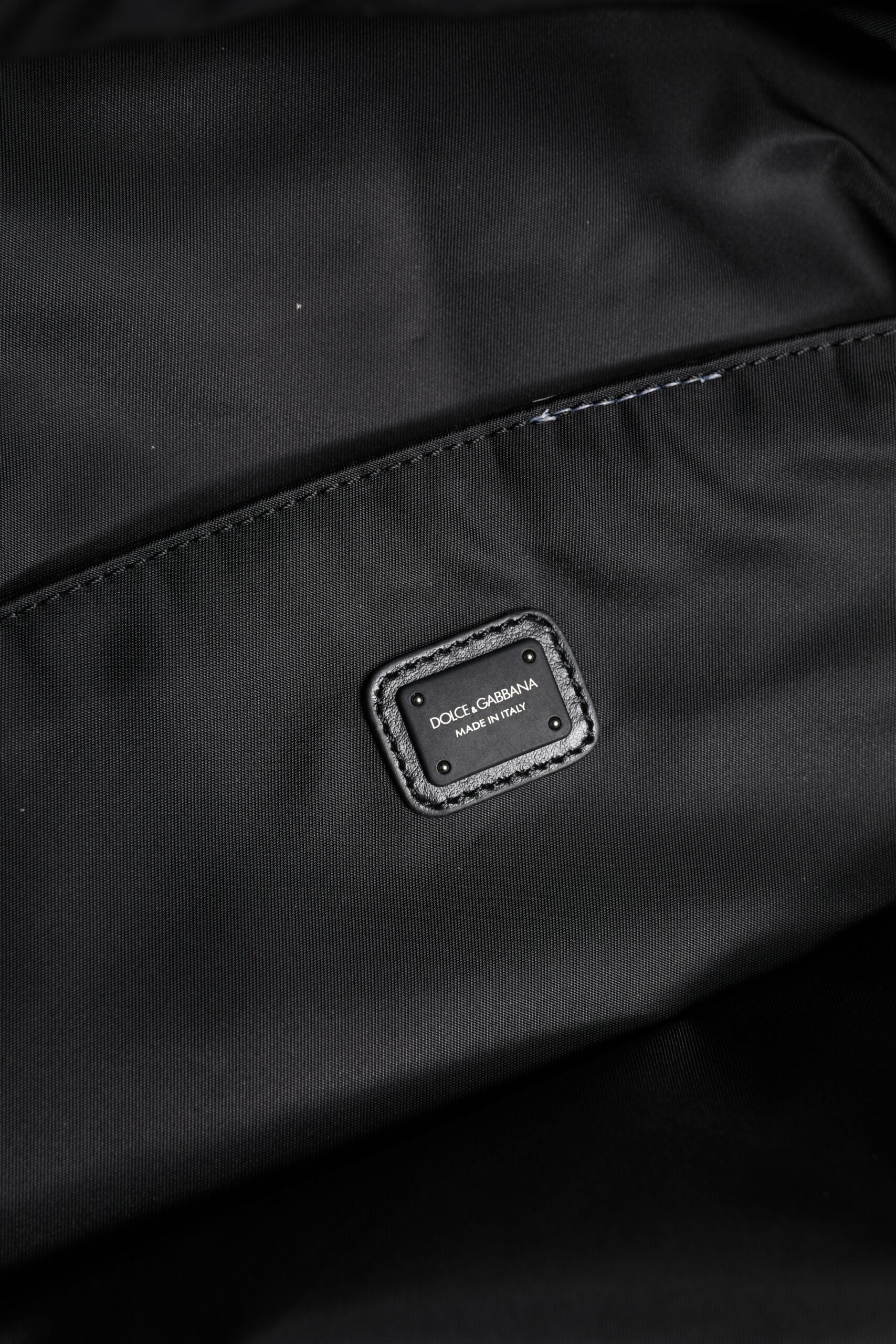 Schwarzer Schul- und Reiserucksack aus Polyamid mit Logoband