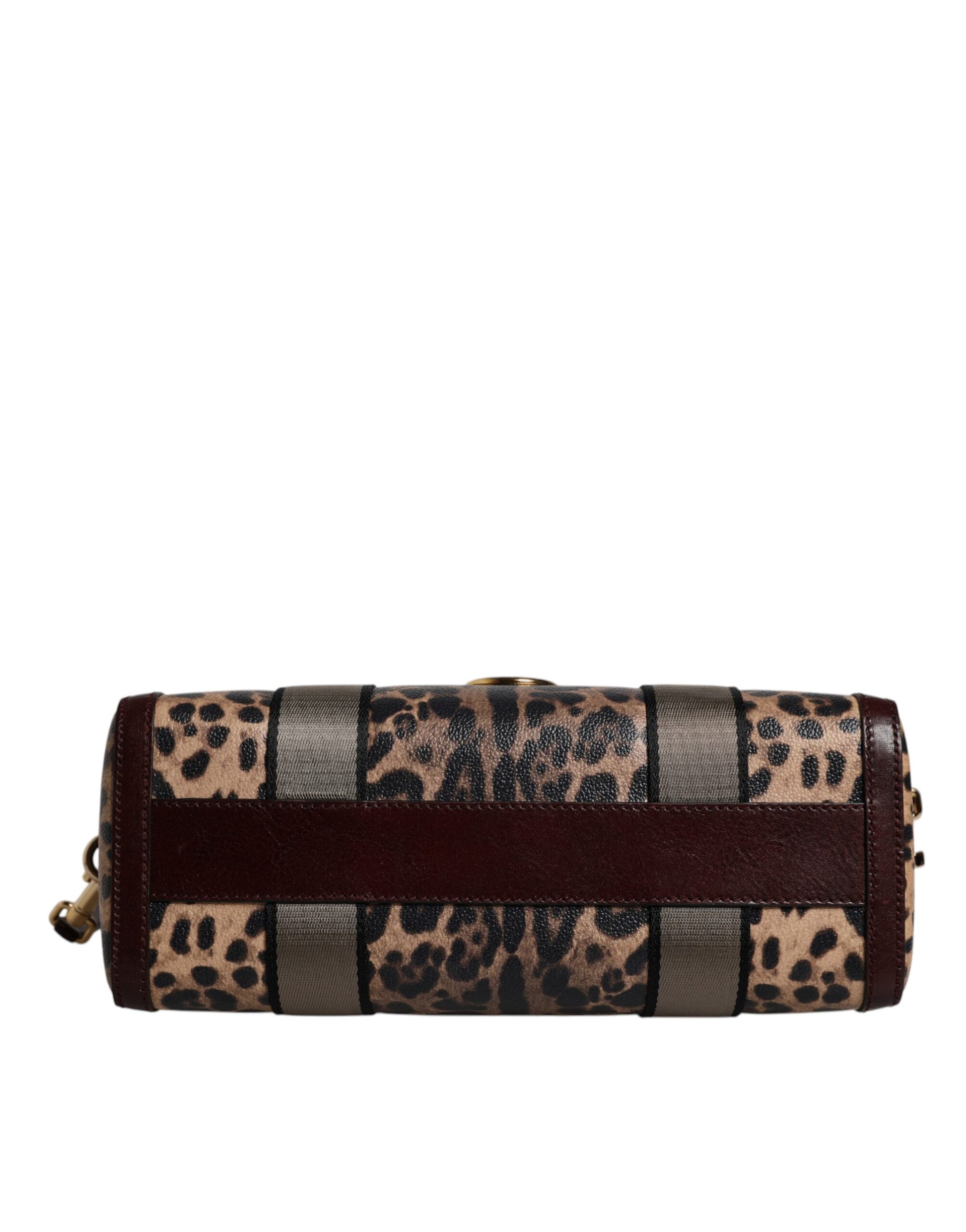 Reisetasche aus braunem Leder mit Schultergurt und Leopardenmuster