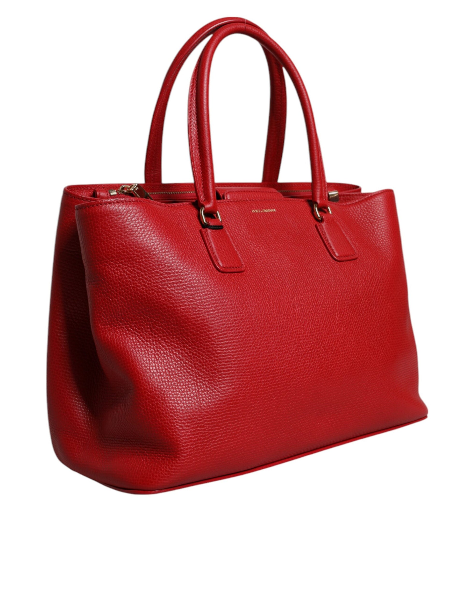 Rote Tasche aus Kalbsleder mit Logo-Schild und Henkel