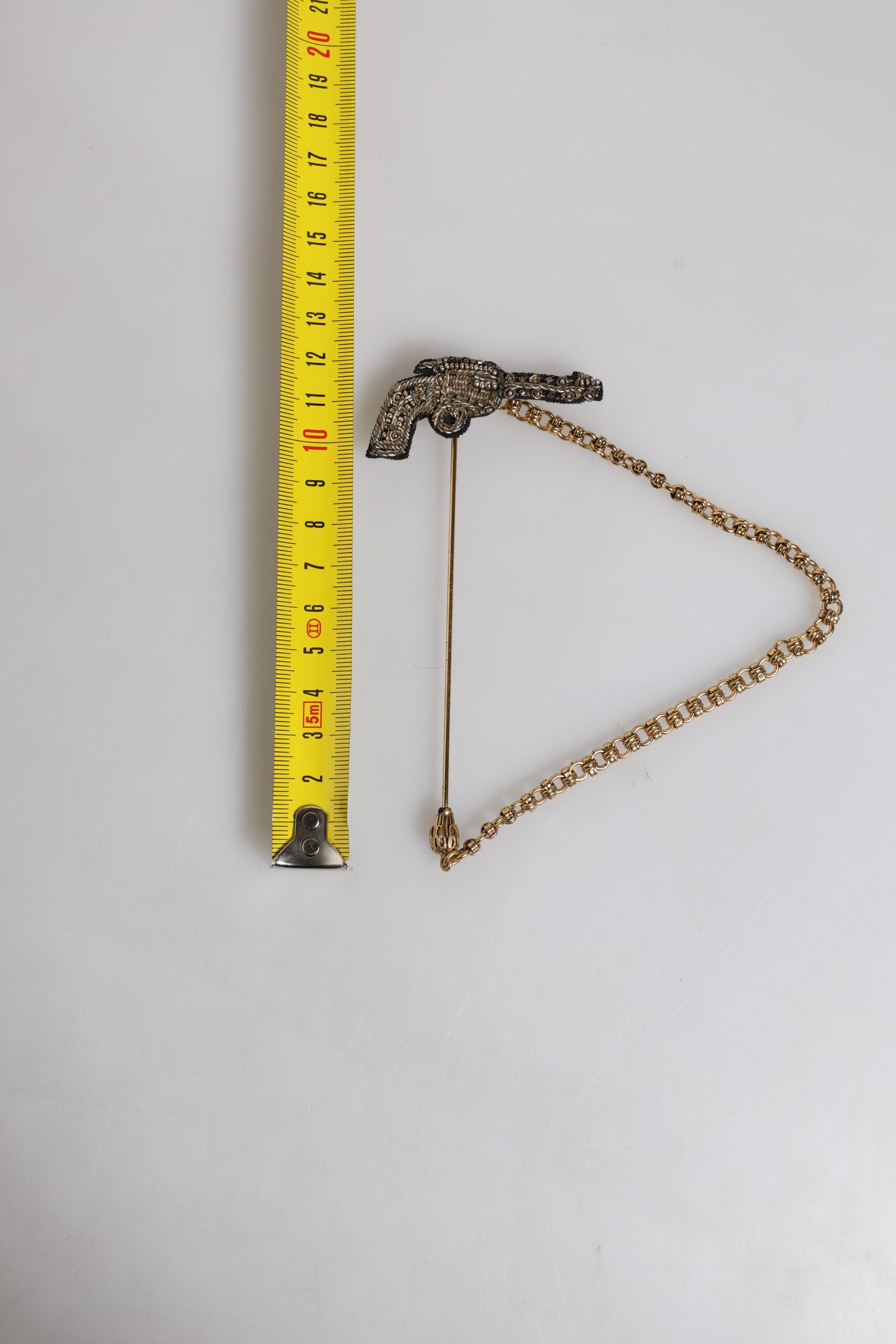 Schwarzgold Messing Kupfer Revolver Brosche Anstecknadel