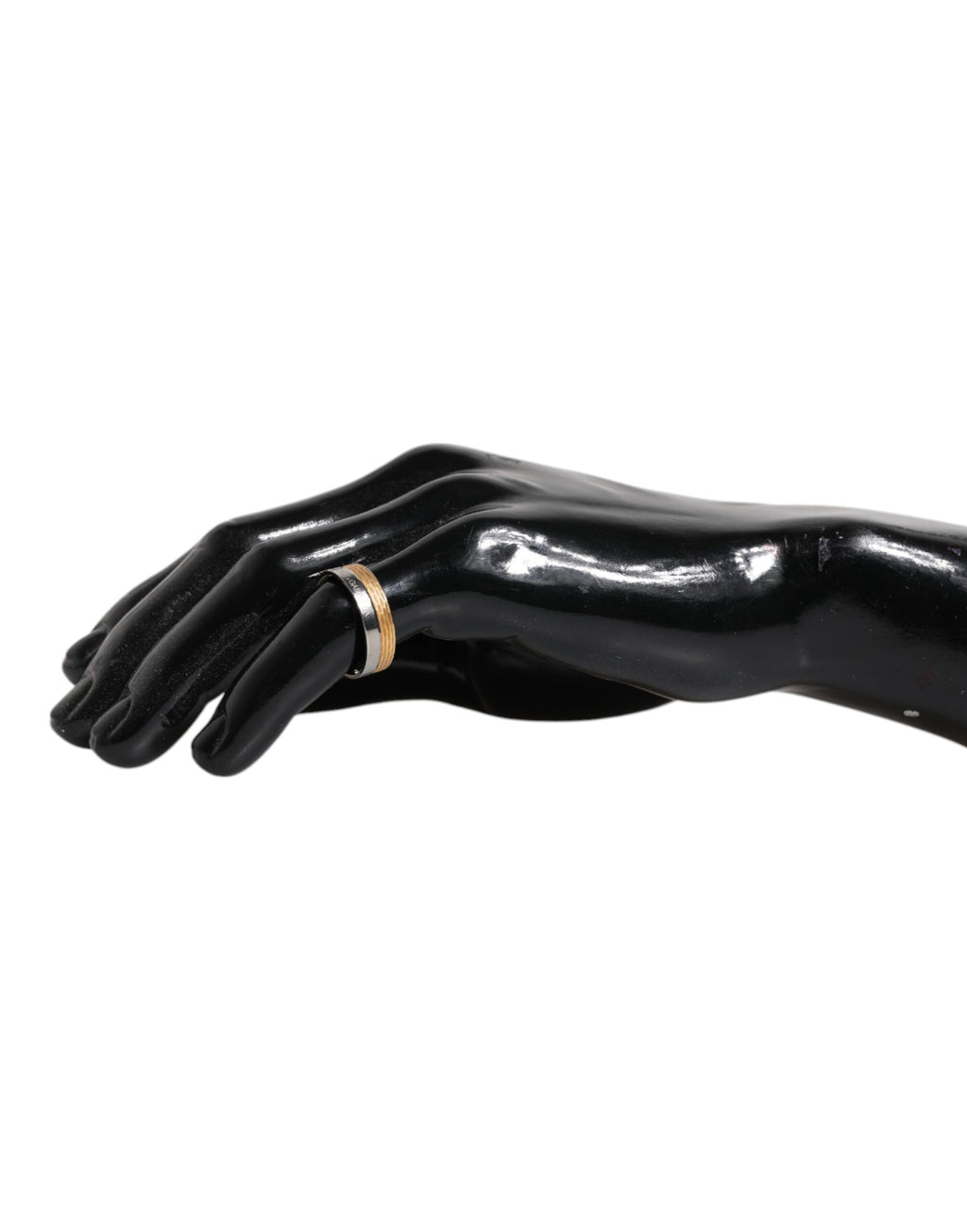 Goldfarbener Ring aus echtem Messing mit DG-Logo