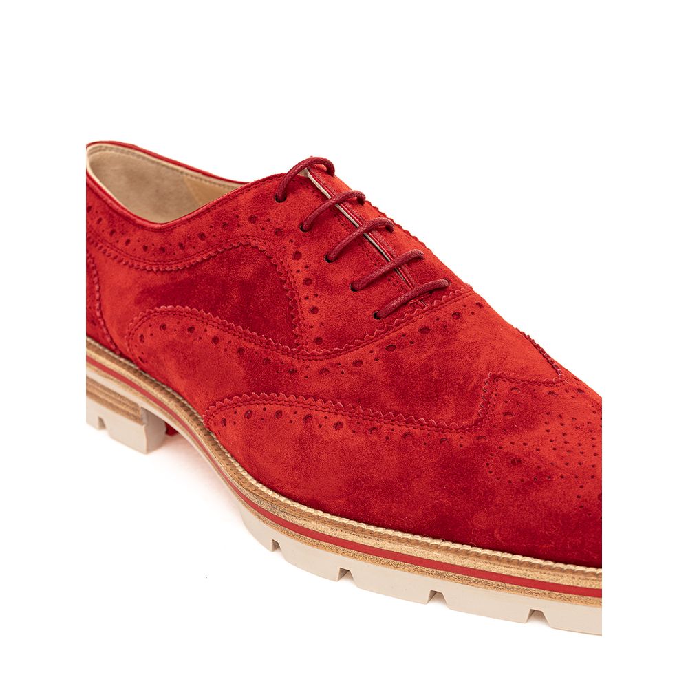 Oxfords und Derbys aus rotem Wildleder