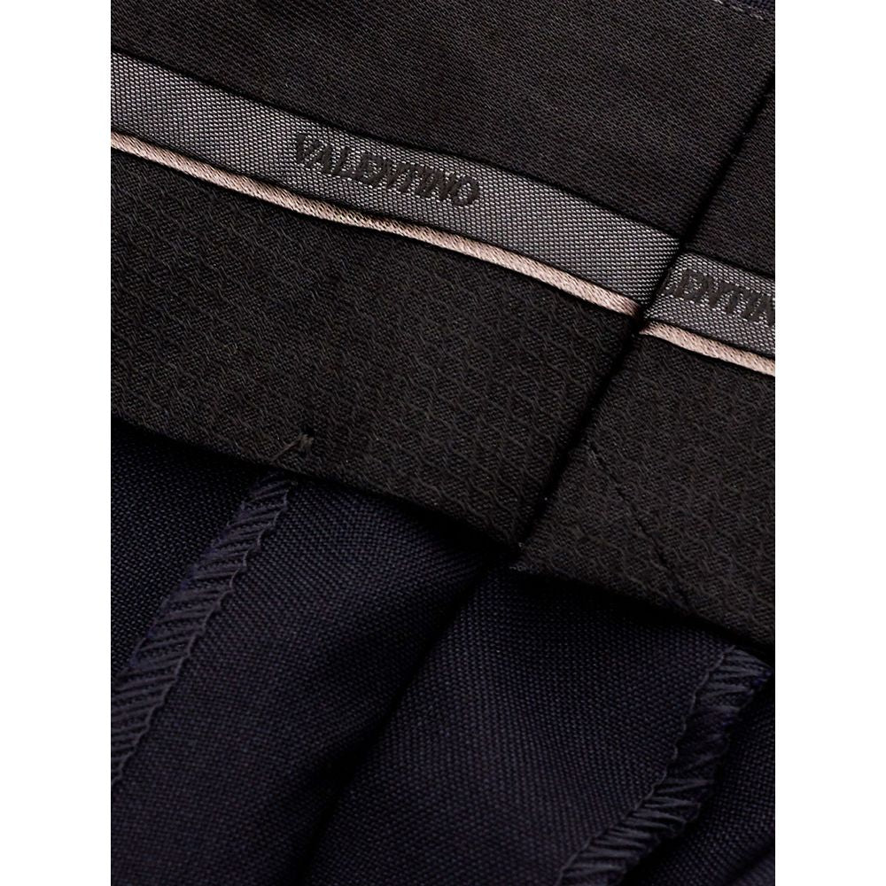Schwarze Wollhose
