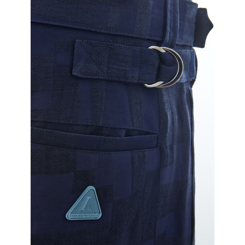 Blaue Leinenhose
