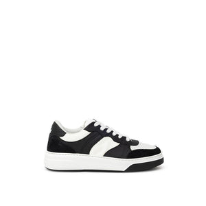 Schwarz-weißer Ledersneaker