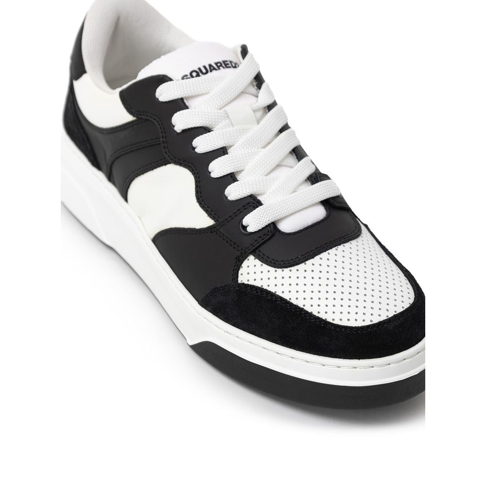 Schwarz-weißer Ledersneaker