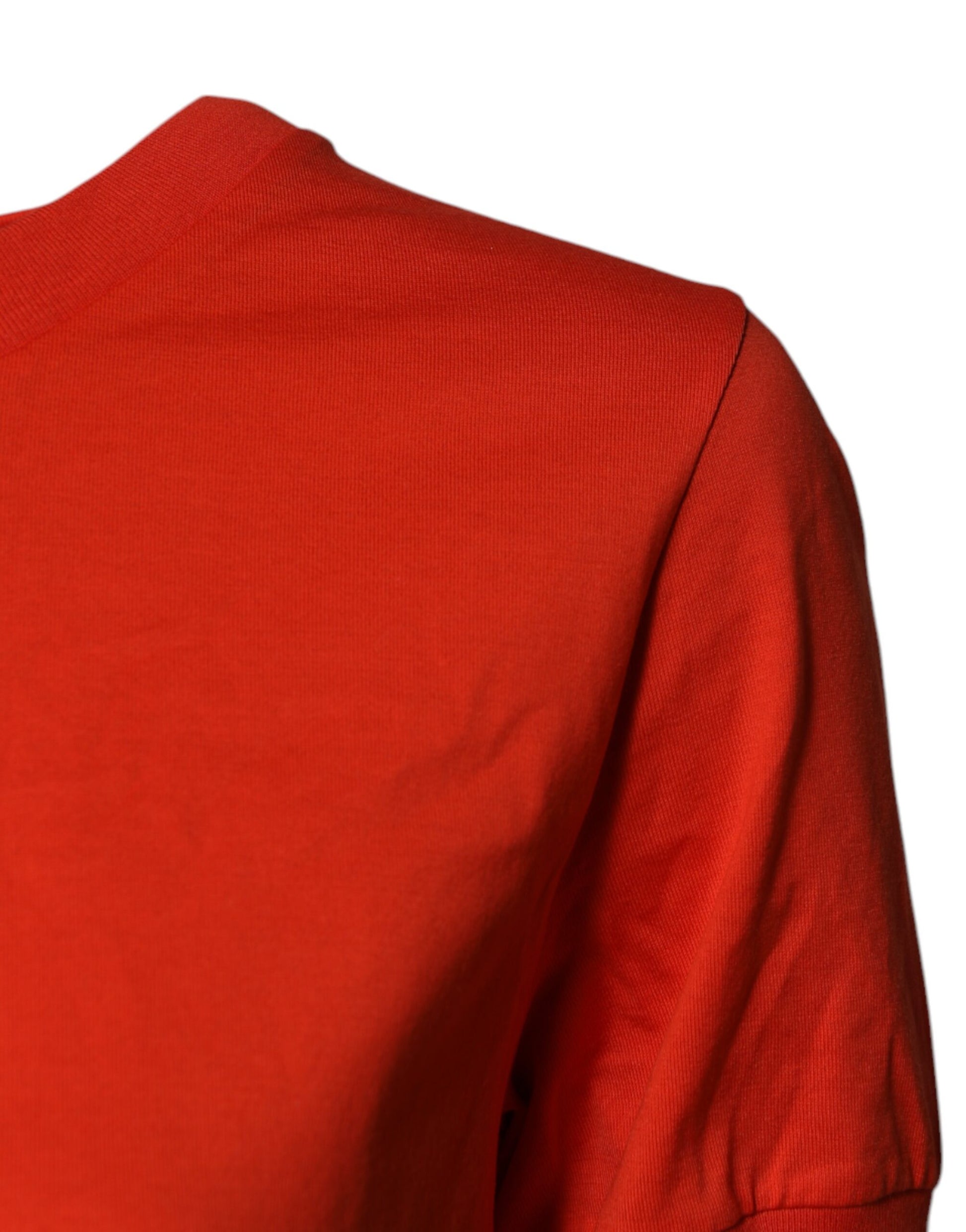 Rotes Baumwoll-T-Shirt mit Rundhalsausschnitt und Blumenstickerei