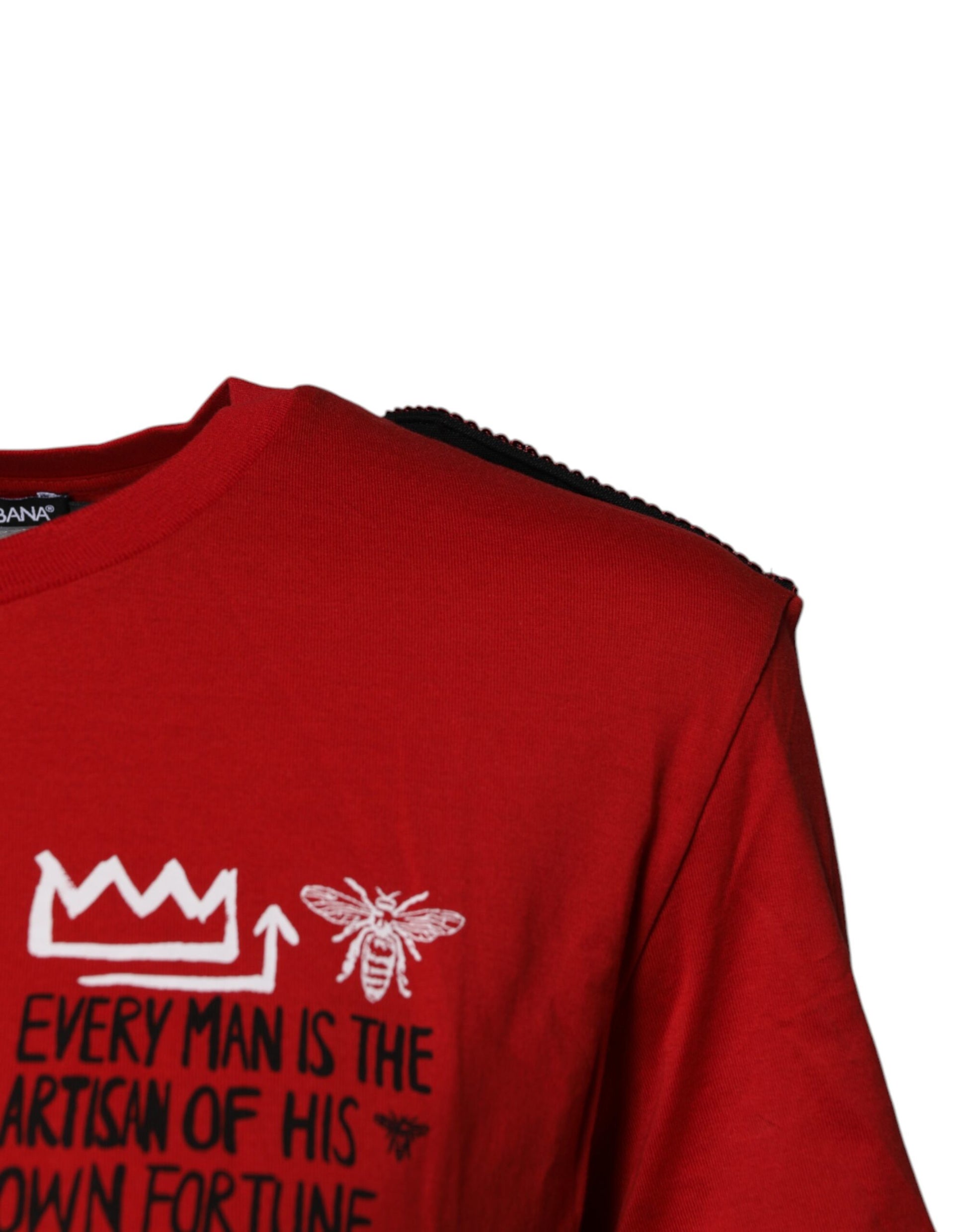 Rotes Baumwoll-T-Shirt mit Rundhalsausschnitt und grafischem Print
