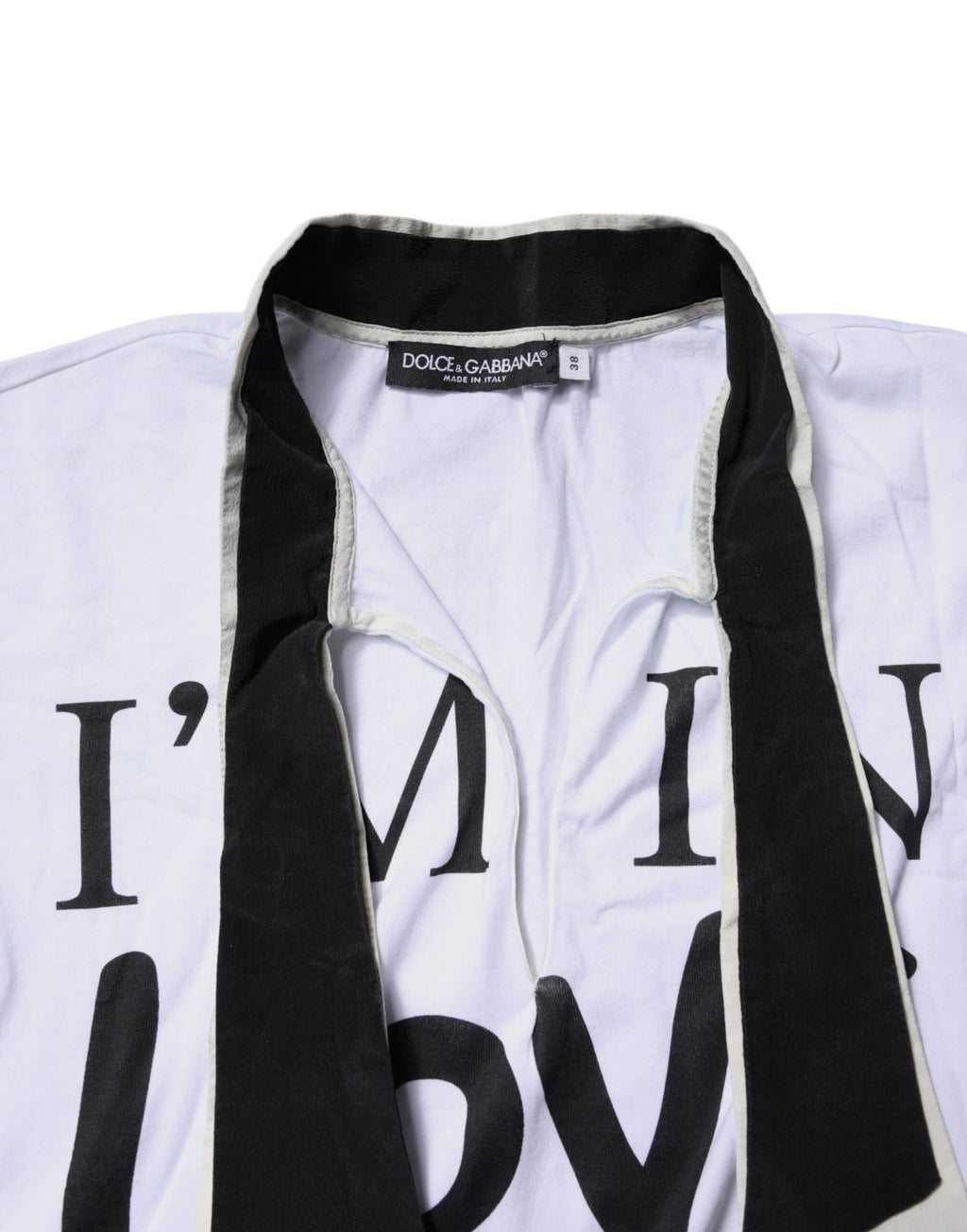Weißes T-Shirt aus Baumwoll-Seiden-Mischgewebe mit Ascot-Kragen