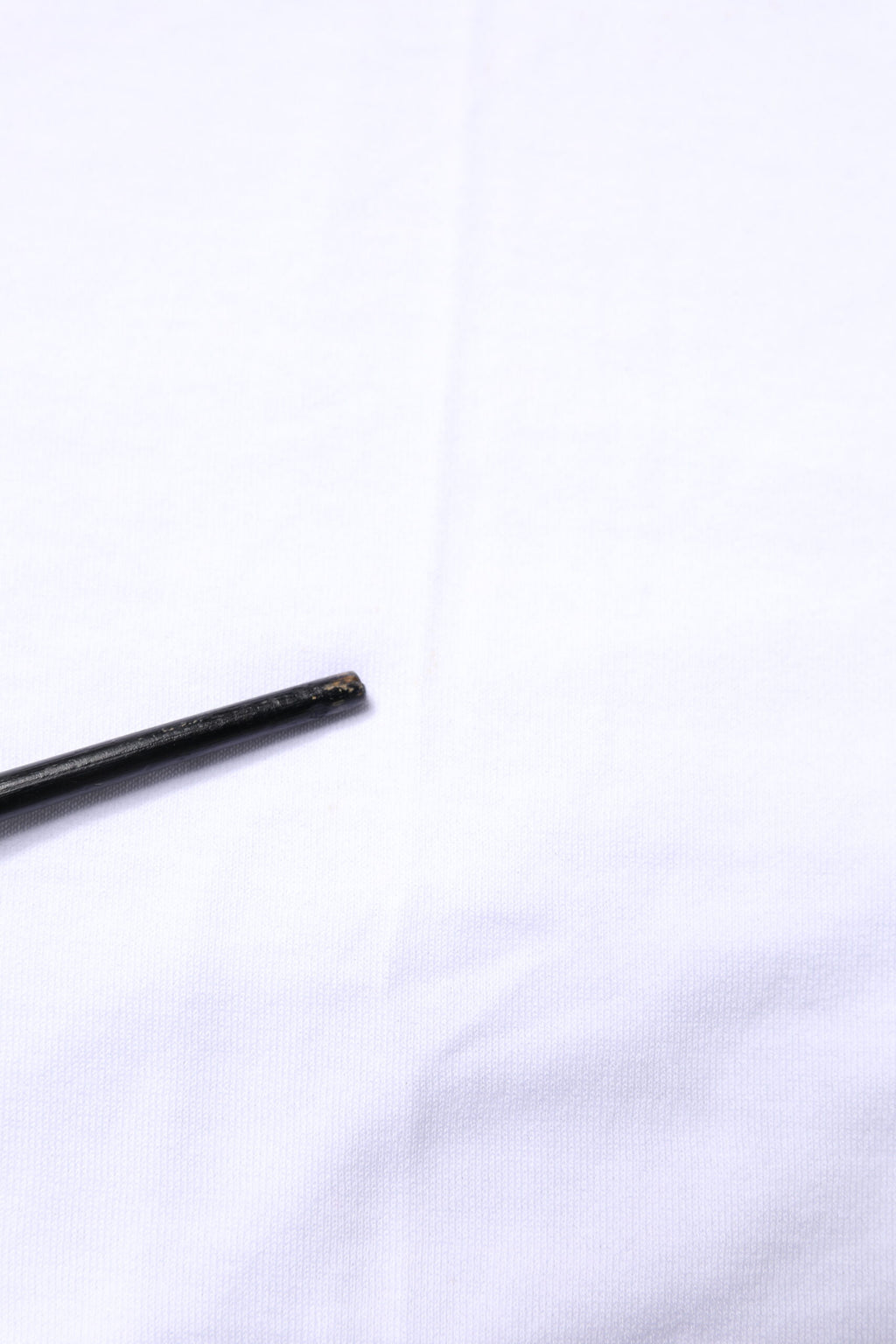 Weißes ärmelloses Tanktop aus Baumwolle mit Rundhalsausschnitt