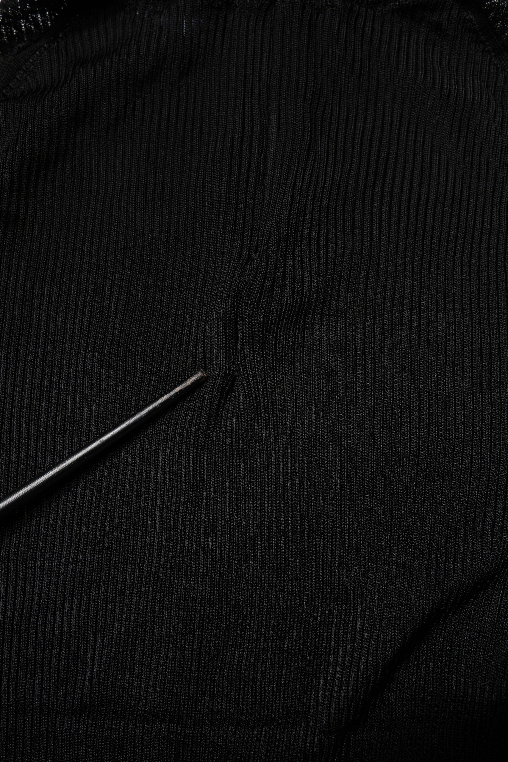 Dolce & Gabbana Black Knit Long Sleeves Turtleneck Slim Top