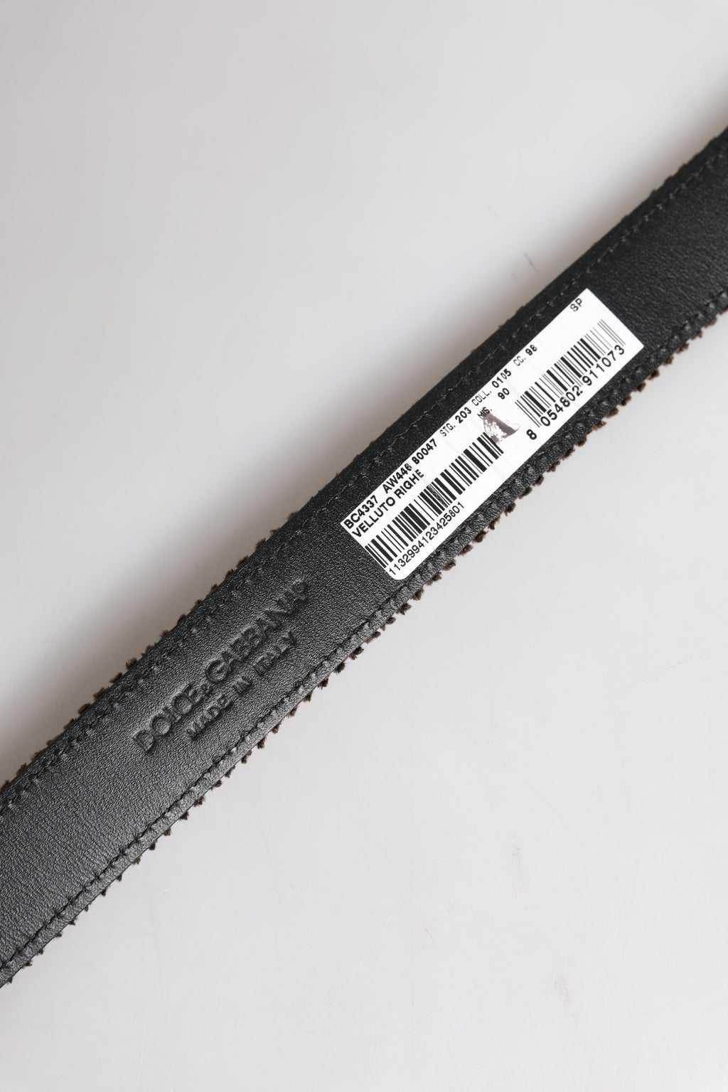 Brauner Samtgürtel mit Metallschnalle