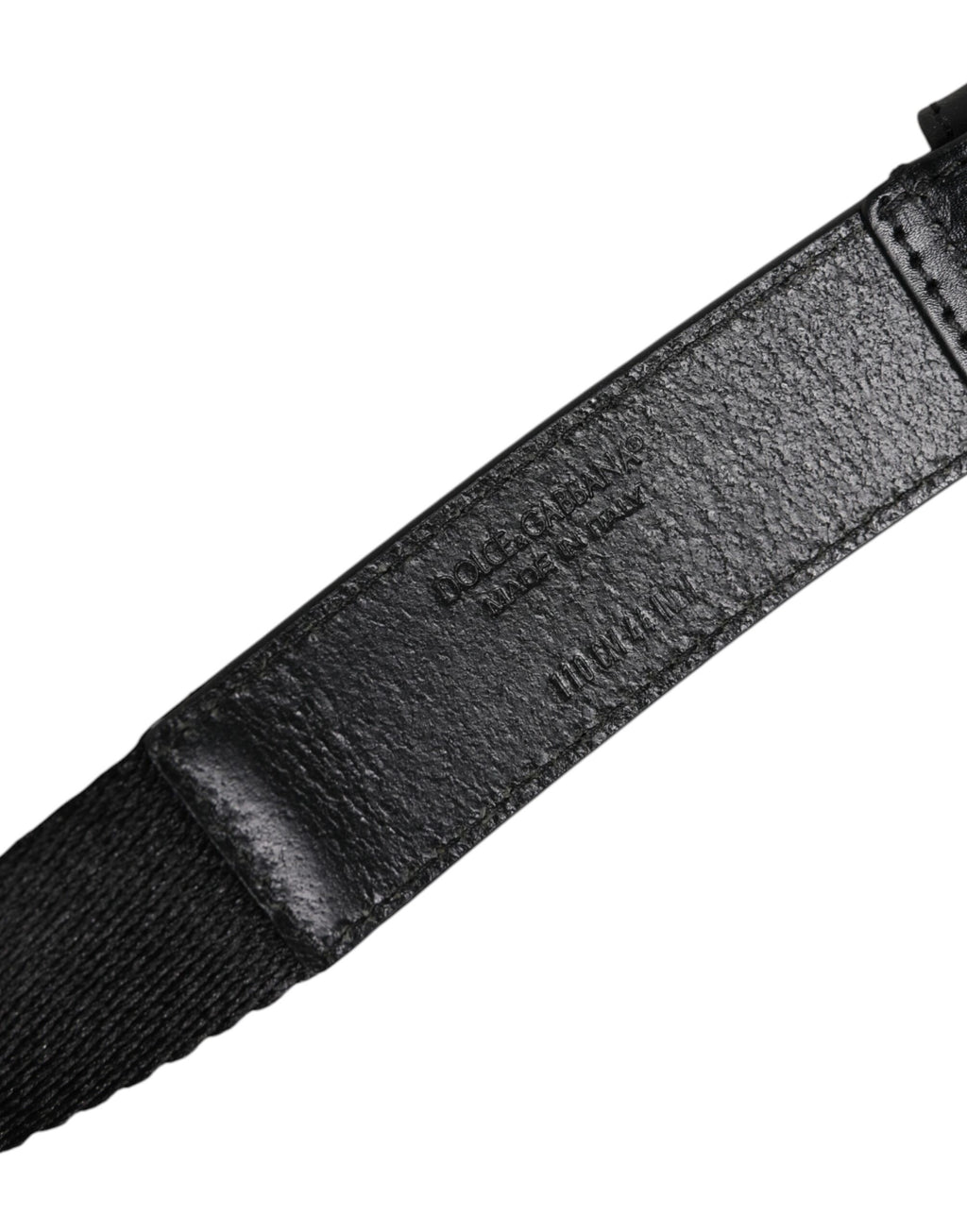 Schwarz-weiß bedruckter Gürtel mit Metall-Logoschnalle