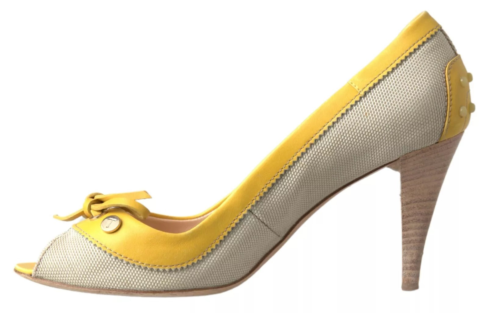 Gelbe, cremefarbene Peep-Toe-Pumps mit Absatz