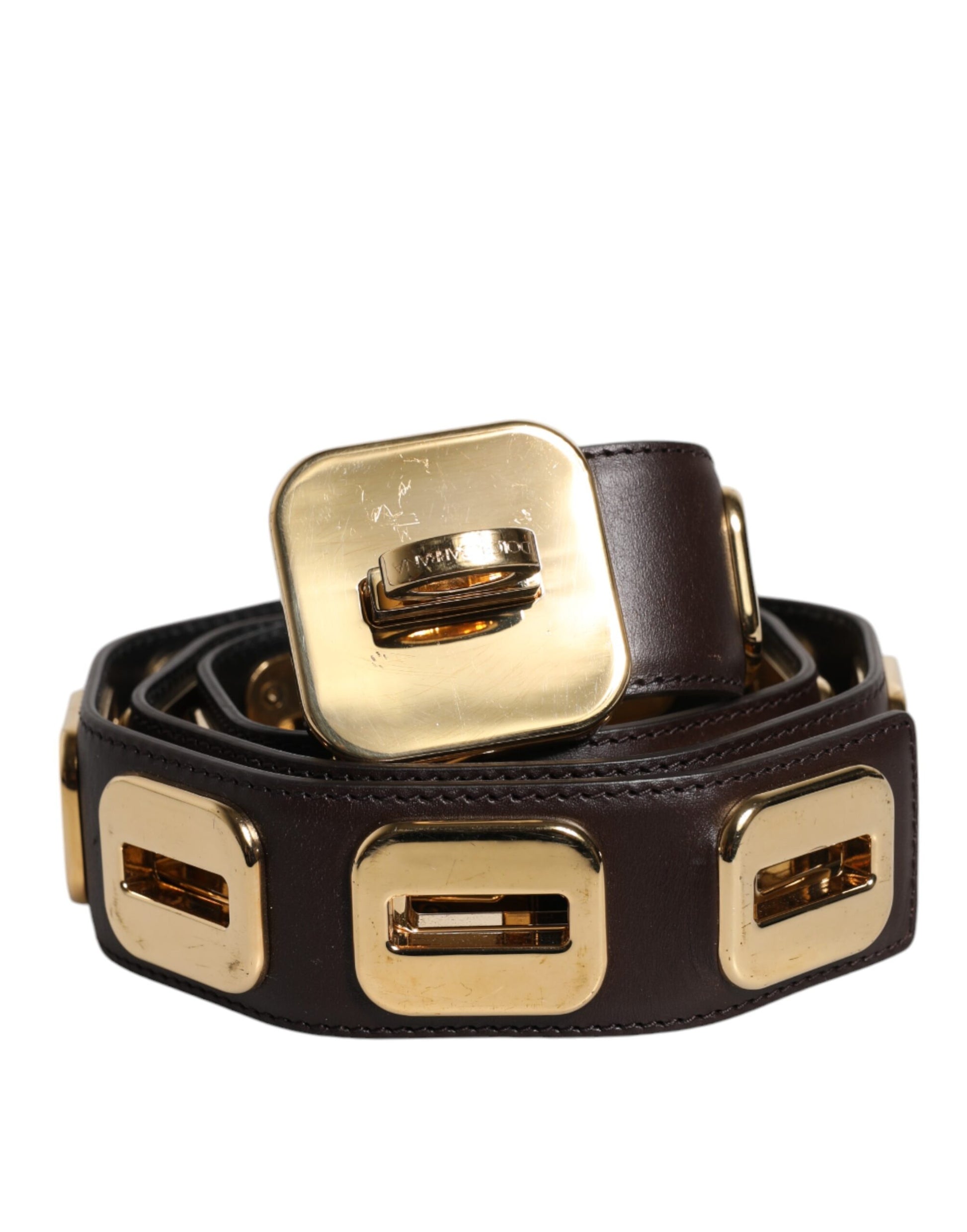 Dunkelbrauner Ledergürtel mit goldener Drehschnalle