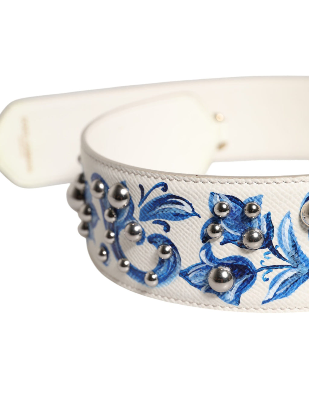 Schultergurt aus Leder mit Nieten in Weiß und Blau mit Blumenmuster