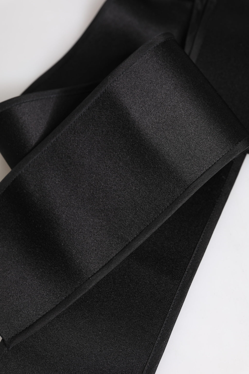 Schwarzer breiter Taillengürtel aus Satin