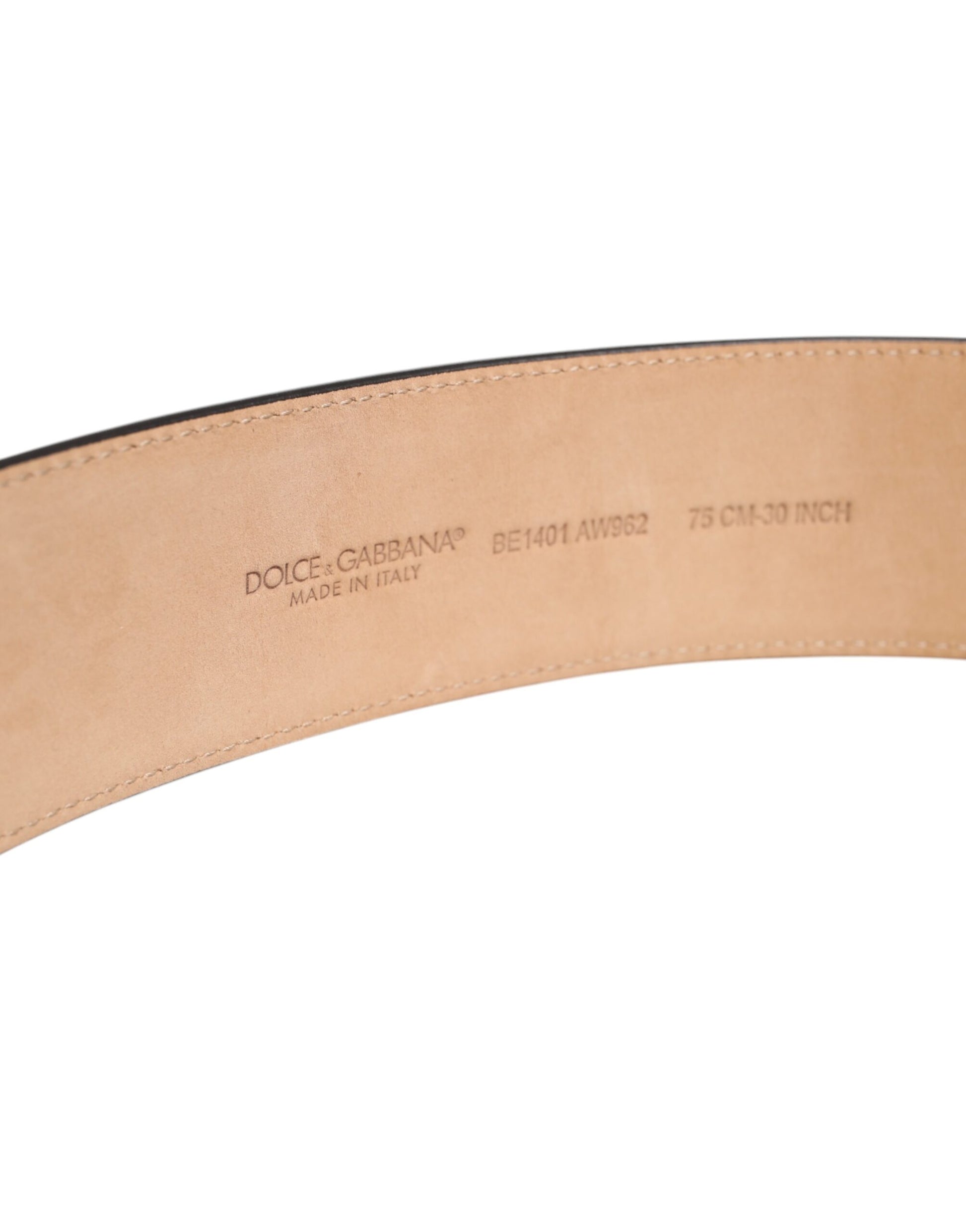 Brauner Taillengürtel aus Metall mit eingraviertem Logo