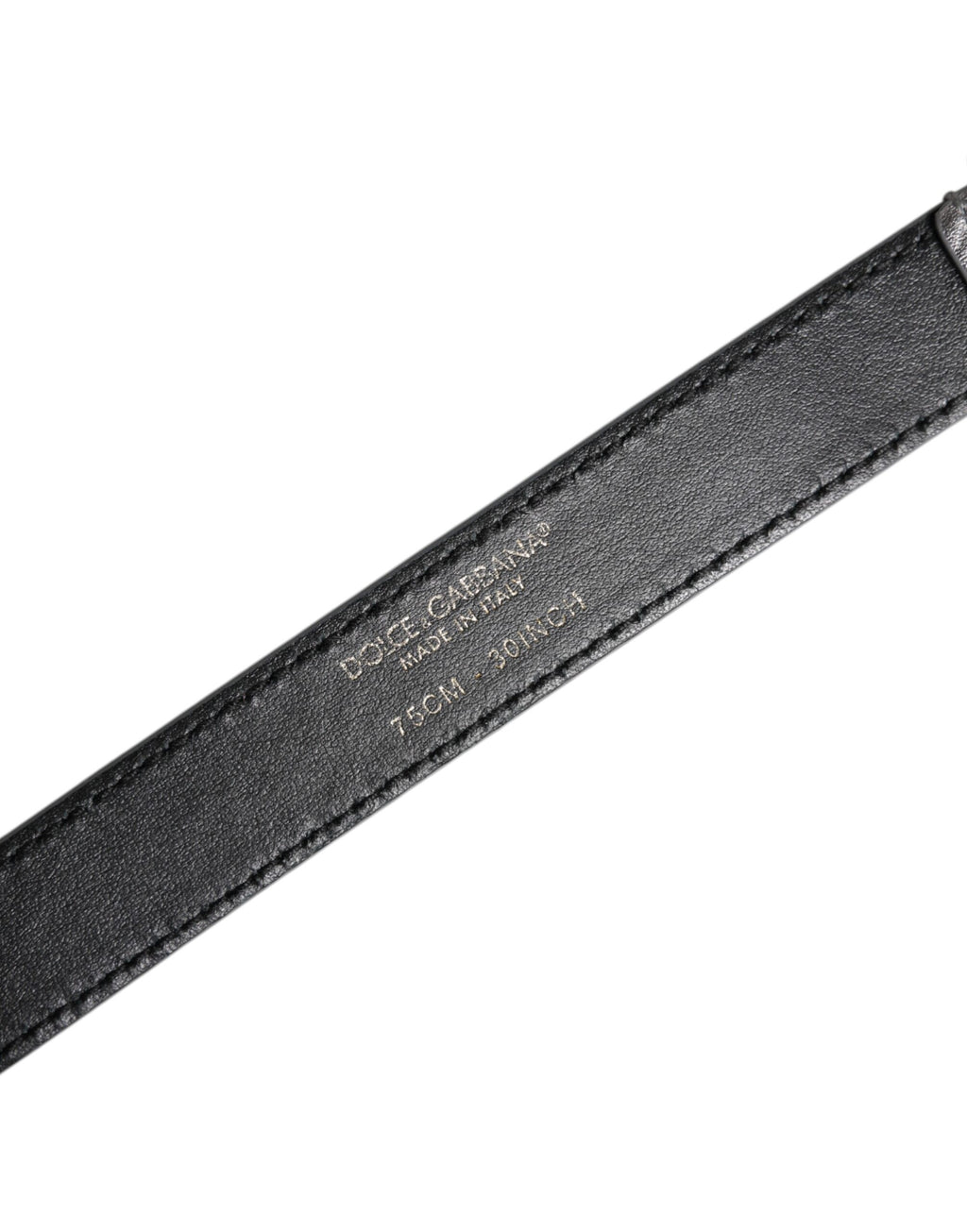 Silberner Taillengürtel aus Metall mit eingraviertem Logo