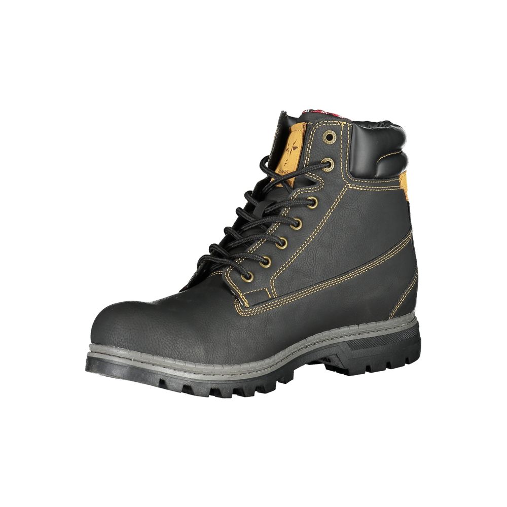 Schlichte Schnürstiefel mit Kontrastakzenten