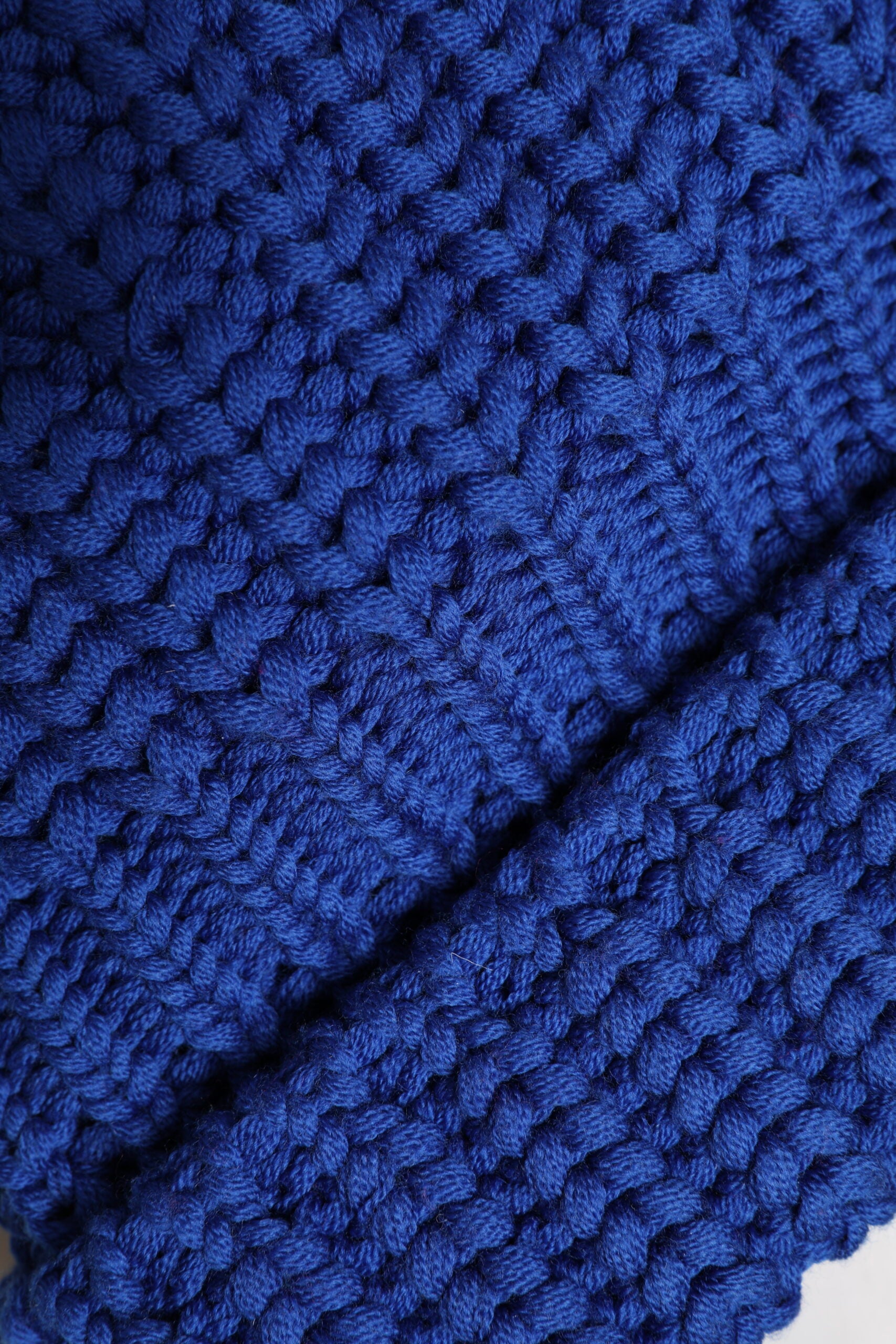 Blaue Wintermütze aus Wolle
