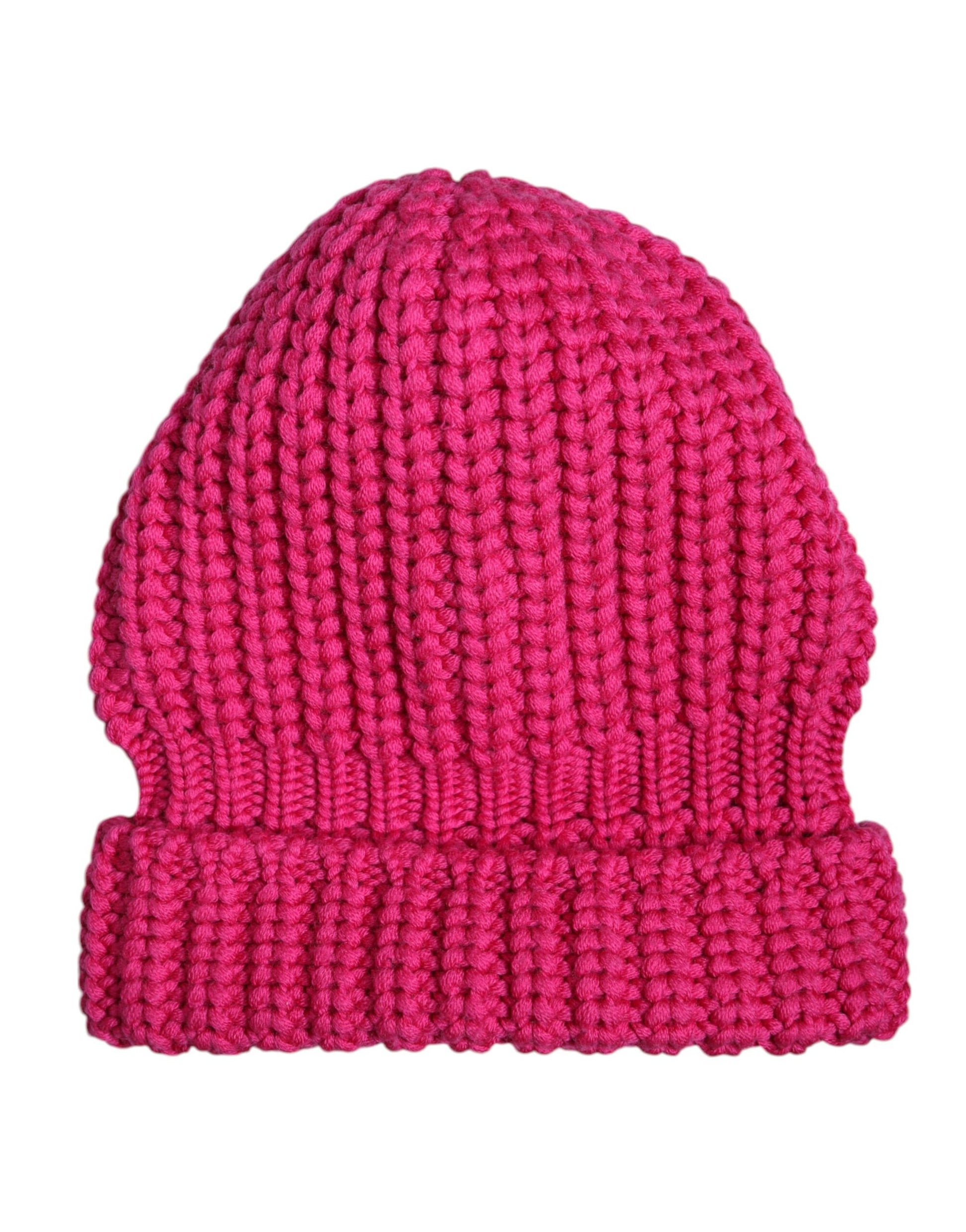 Rosa Wintermütze aus gestrickter Wolle