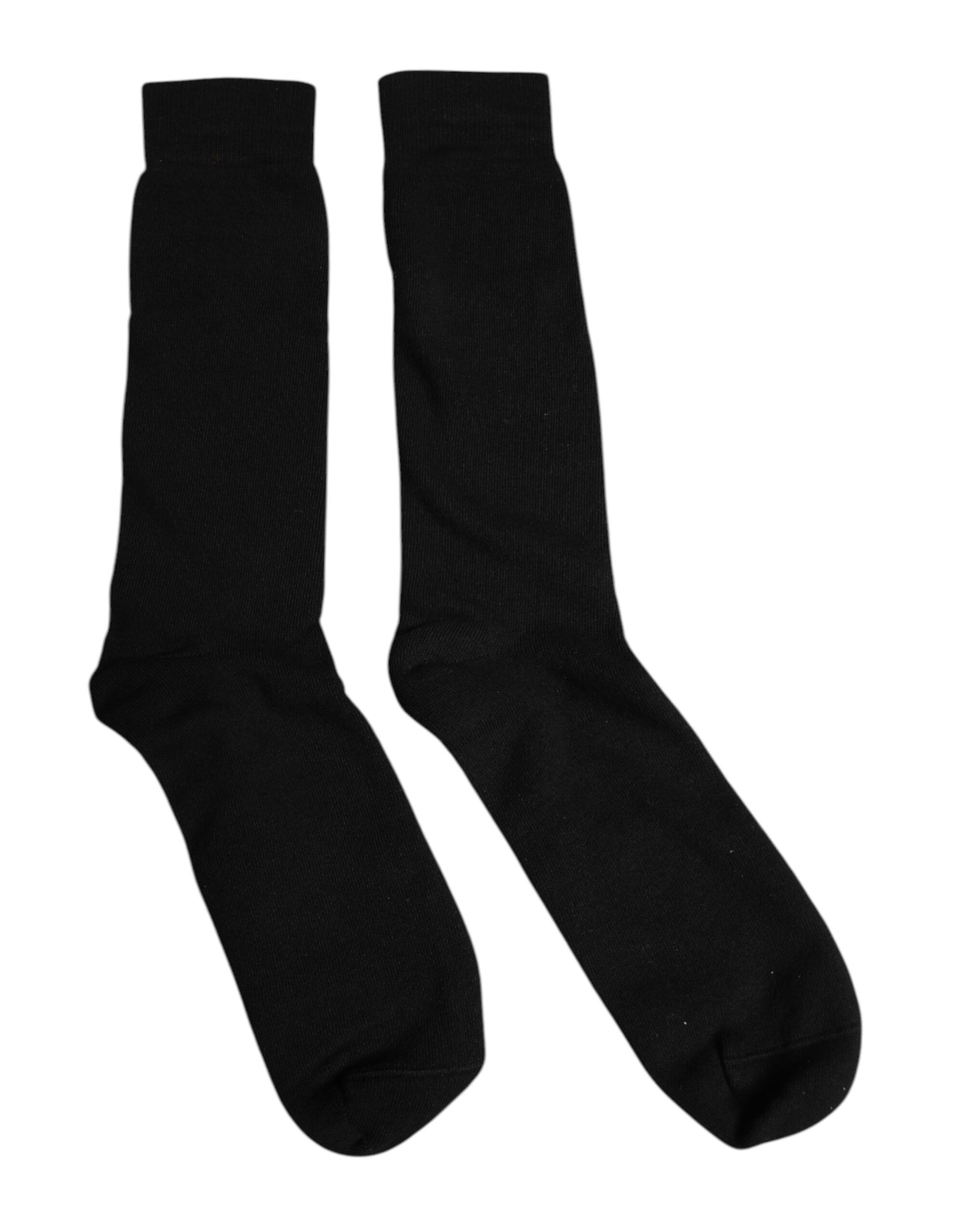 Schwarze, einfarbige Herrensocken aus Baumwolle mit mittlerer Wade