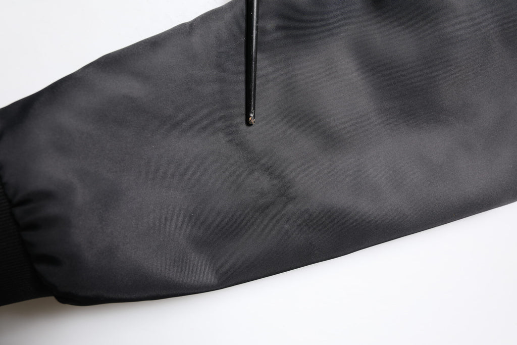 Schwarze Bikerjacke aus Lammleder mit durchgehendem Reißverschluss