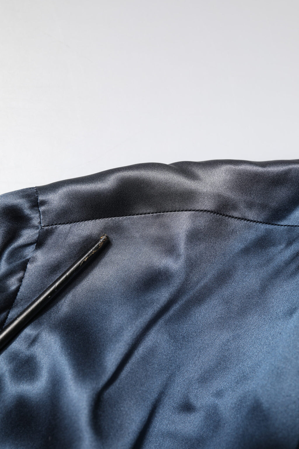 Blaue, einfarbige Seidenjacke für Herren