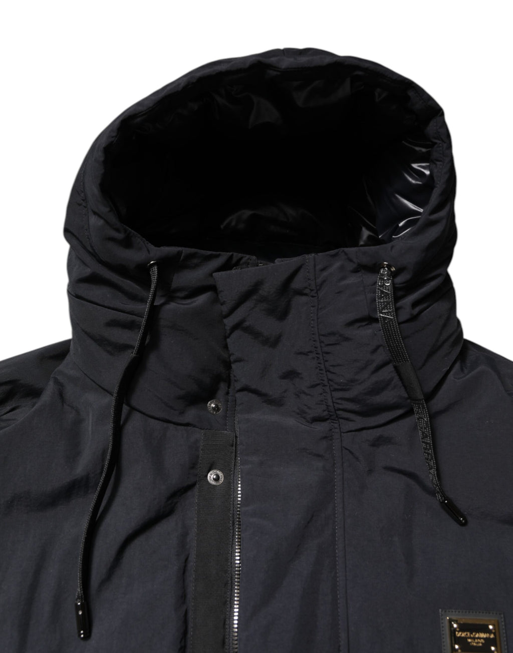Schwarze Nylon-Parkajacke mit durchgehendem Reißverschluss und Kapuze