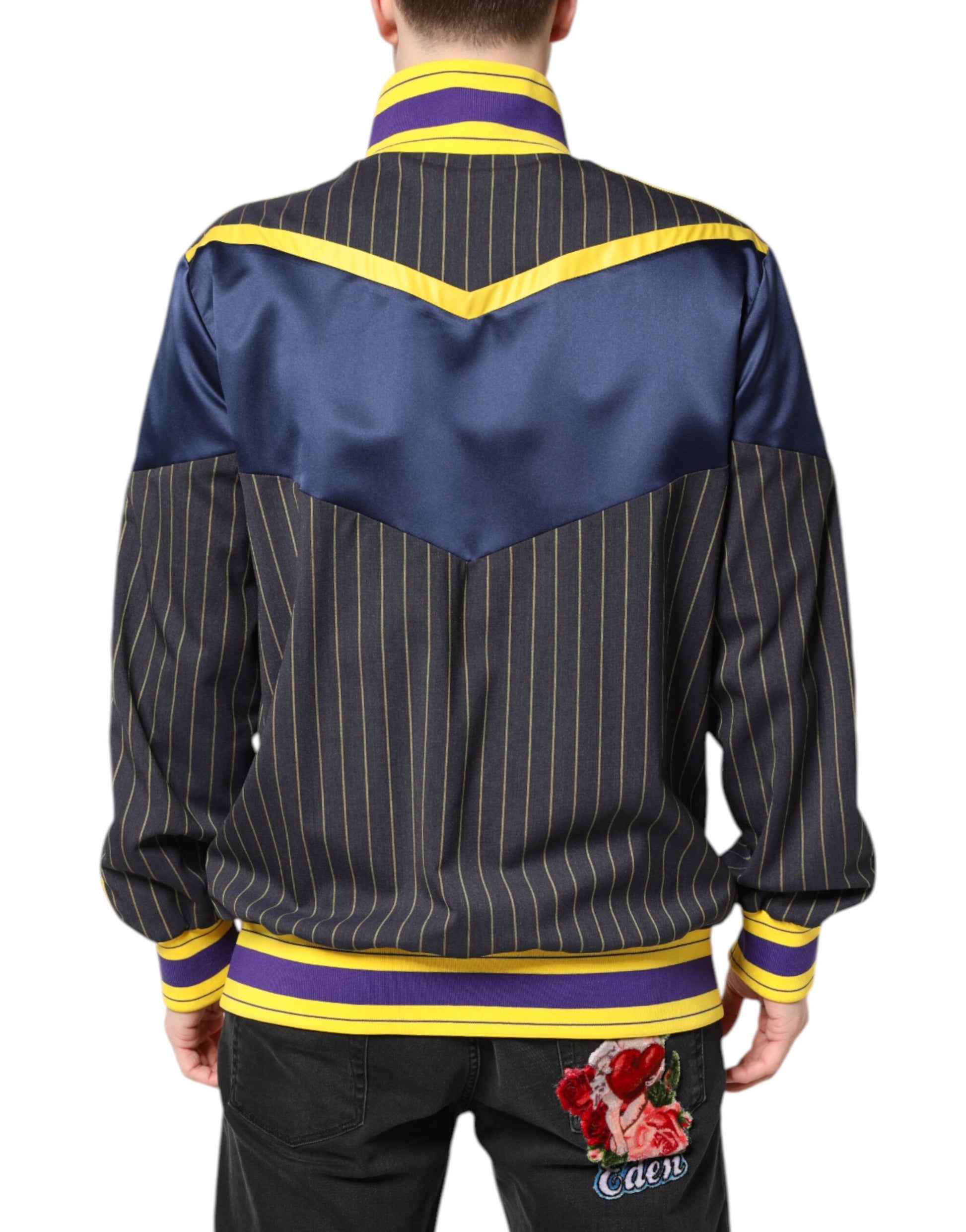 Schwarze Bomberjacke mit durchgehendem Reißverschluss und gestreiftem Logo