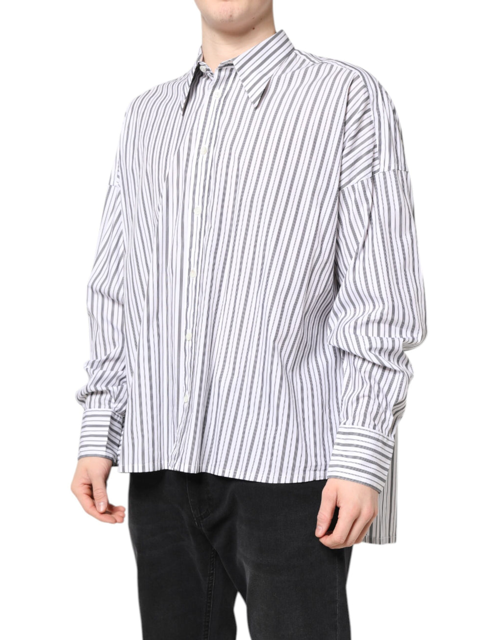 Weiß-schwarz gestreiftes Button-Down-Freizeithemd