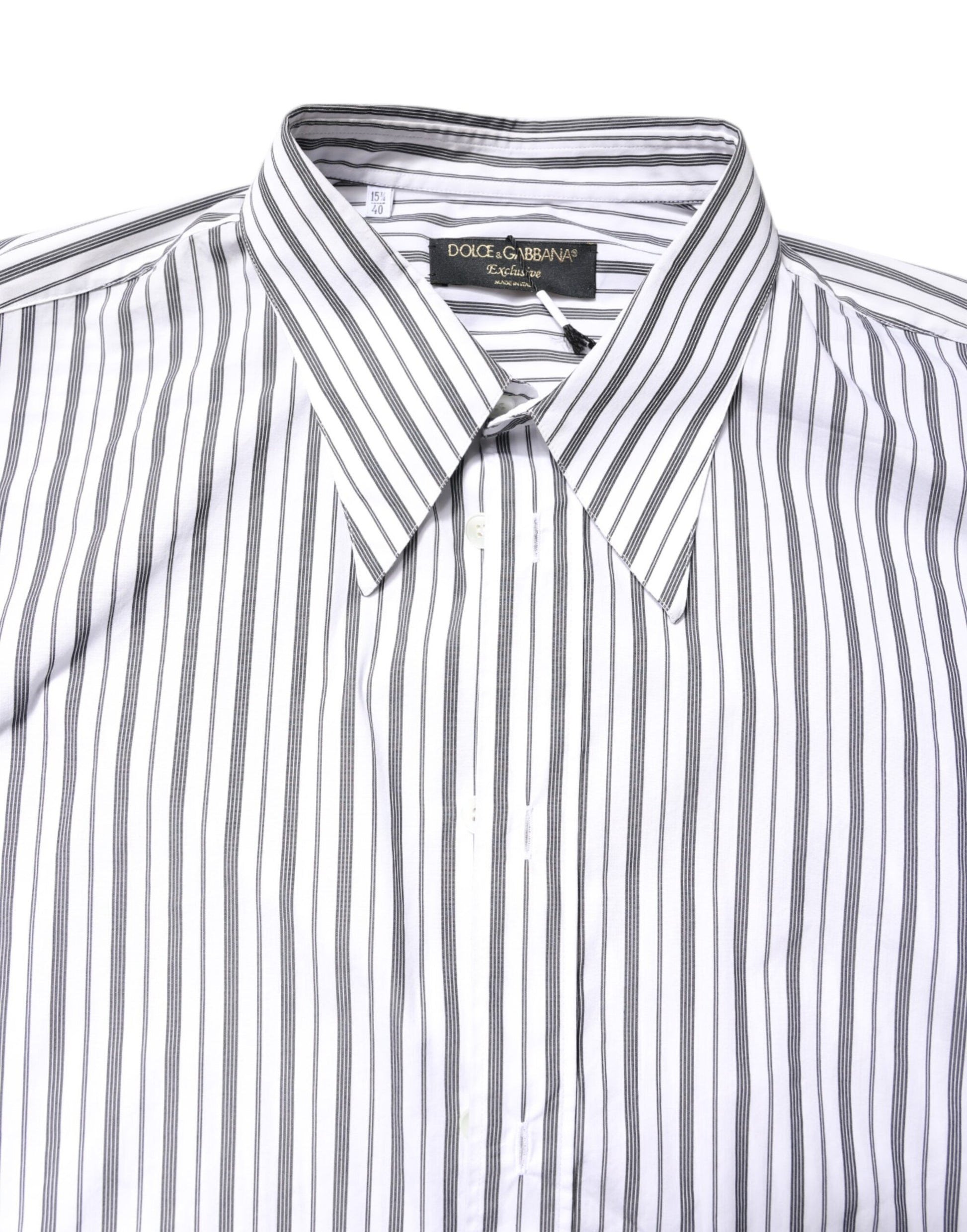 Weiß-schwarz gestreiftes Button-Down-Freizeithemd