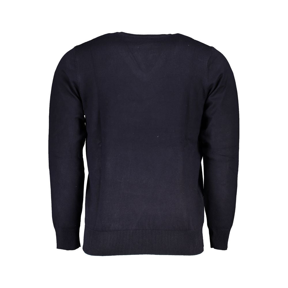 Blauer Nylonpullover