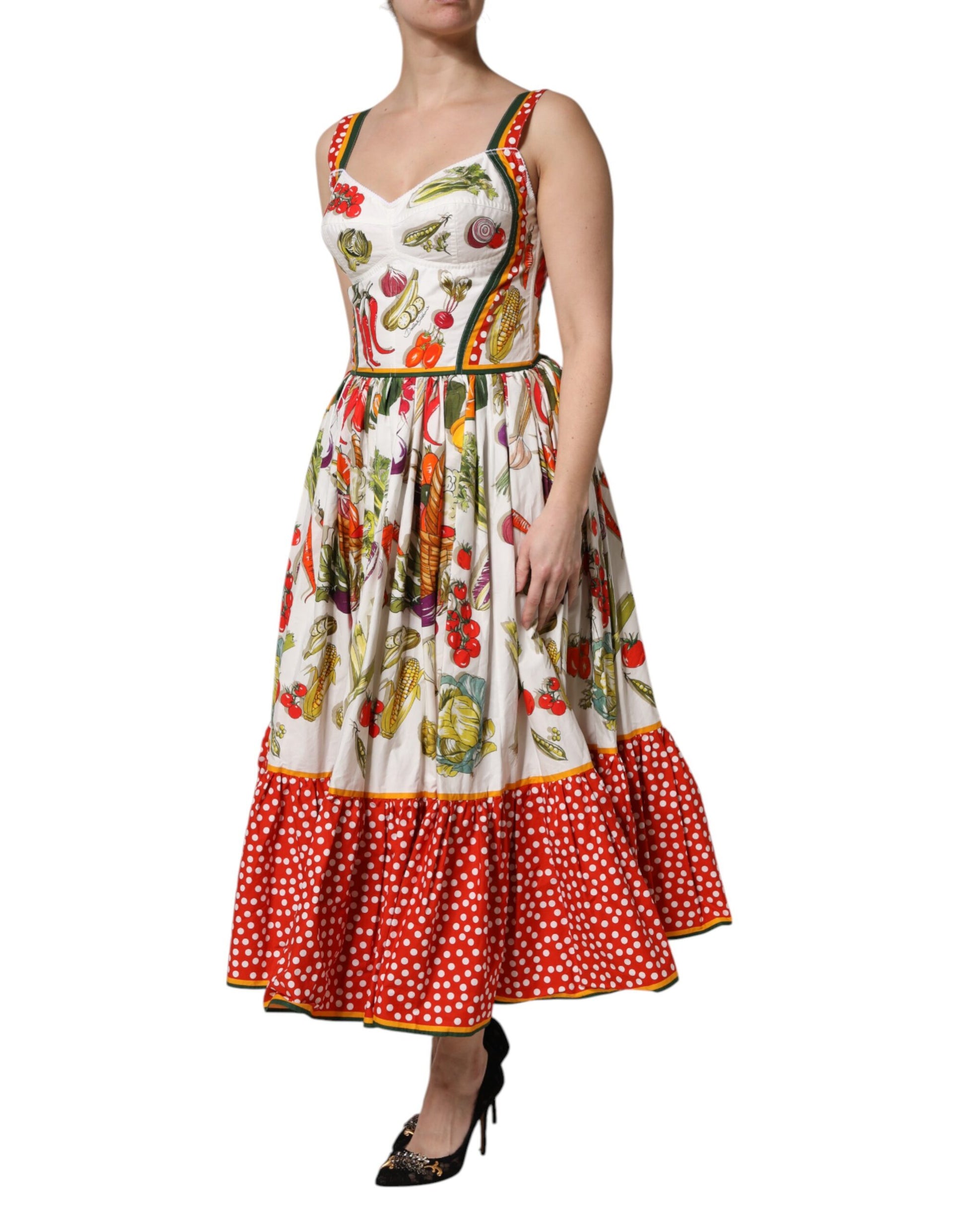 Weißes ärmelloses A-Linien-Kleid mit Gemüse