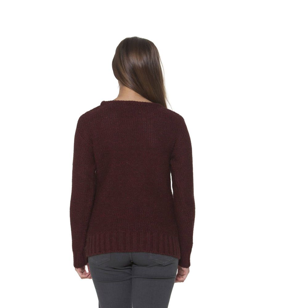 Roter Wollpullover
