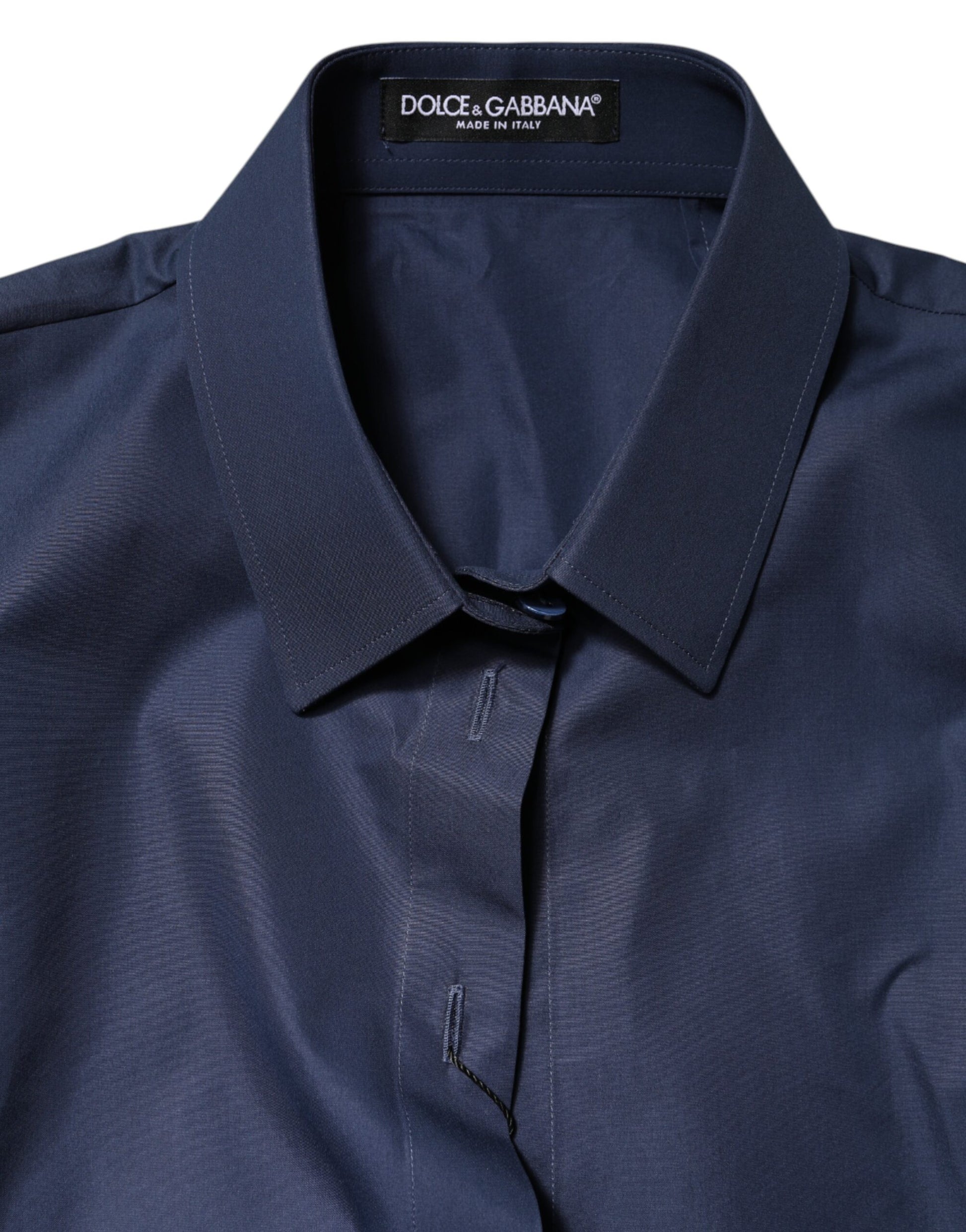 Blaues, kurzärmliges Button-Down-Oberteil aus Baumwolle