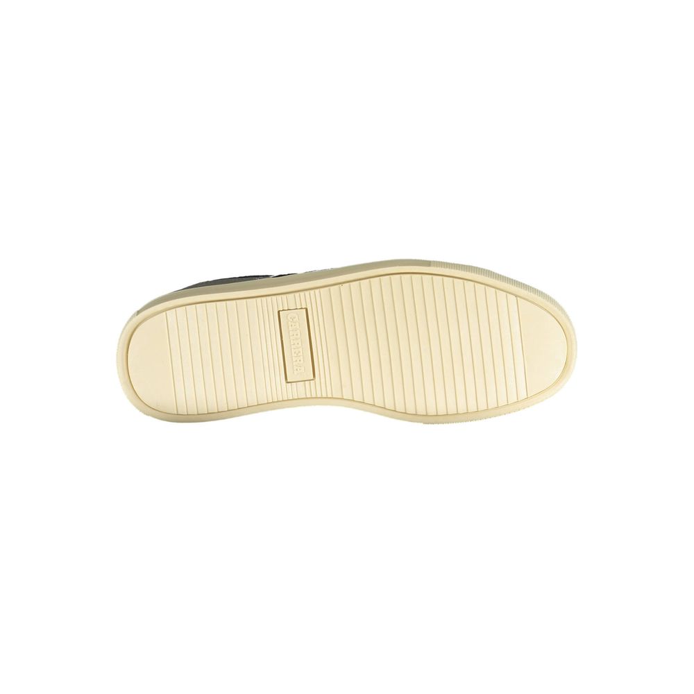 Blauer Sneaker aus Polyethylen