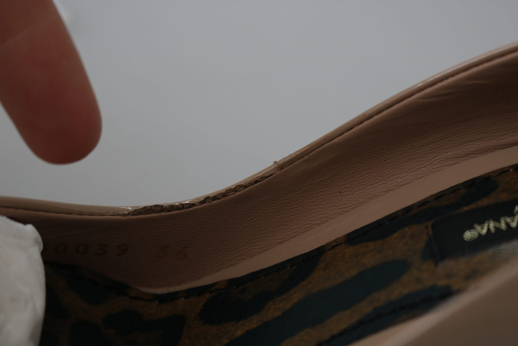 Beige Lackleder-Pumps mit Stilettoabsatz