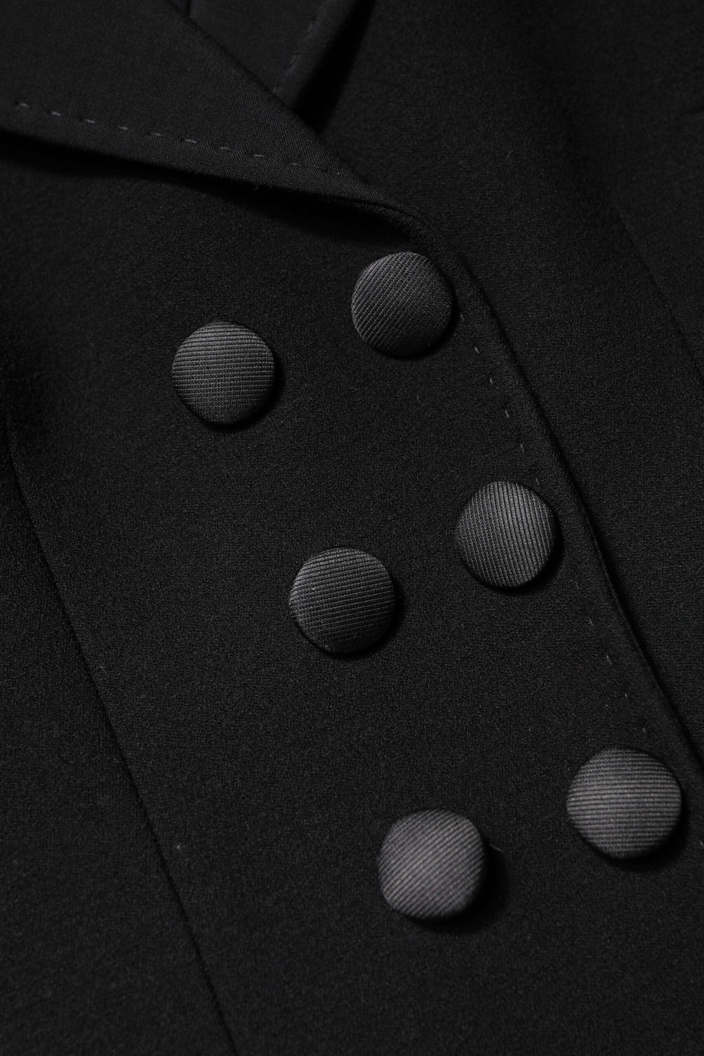 Schwarze zweireihige Wollmanteljacke