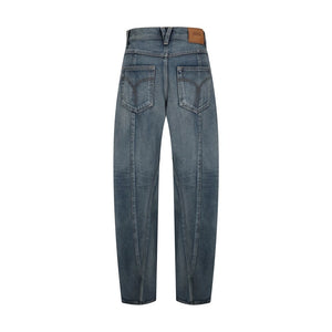 Verdrehte Jeans