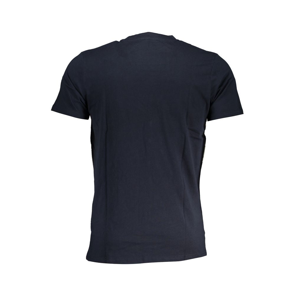 Blaues Baumwoll-T-Shirt