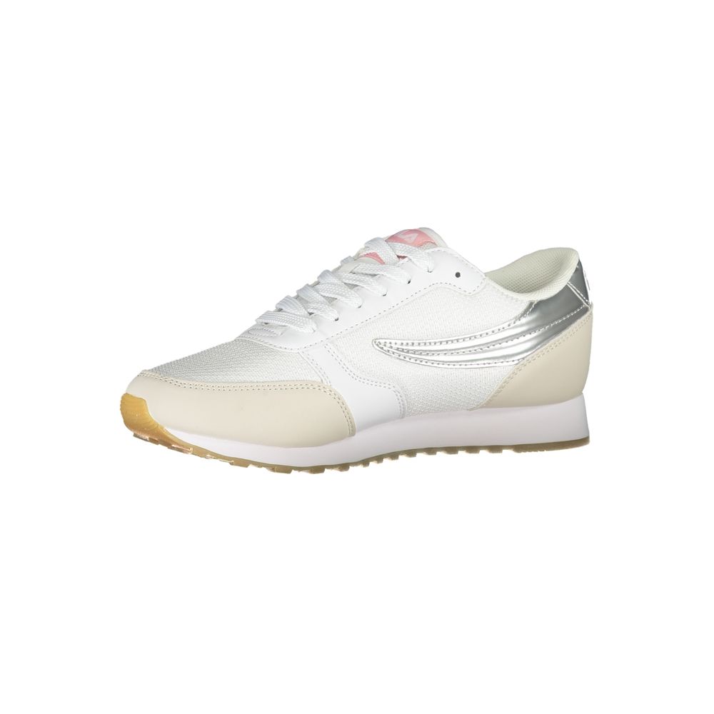 Elegante Sport-Sneaker mit silbernen Akzenten