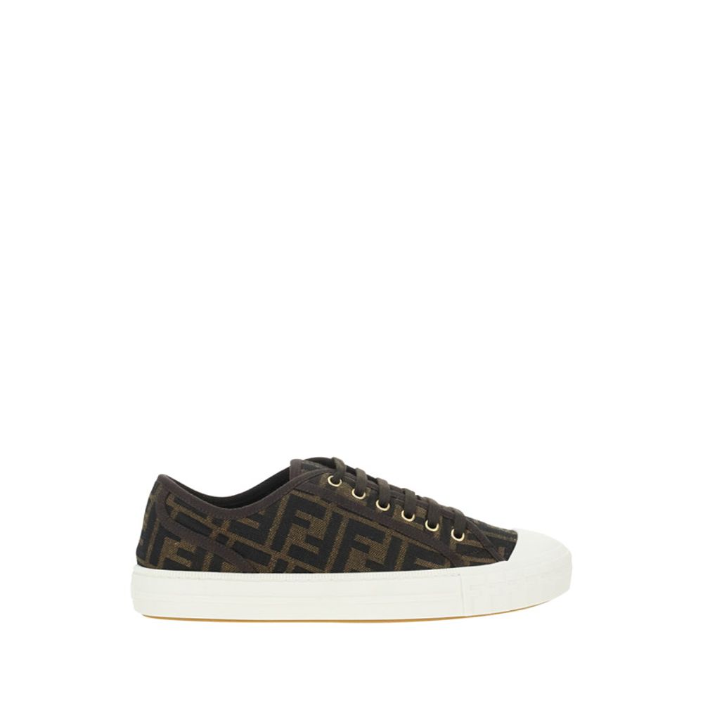 Monochrome Turnschuhe