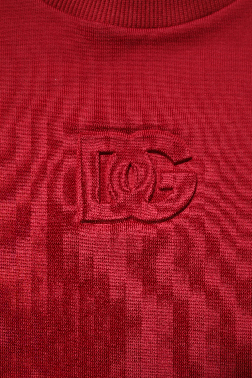Roter Baumwollpullover mit Rundhalsausschnitt und geprägtem Logo